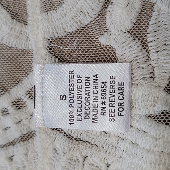 Dizzy Gal Size S Ivory Lace Floral Open Front Kimono / Swimsuit Cover. *Has Flaw - Picture 12 of 13